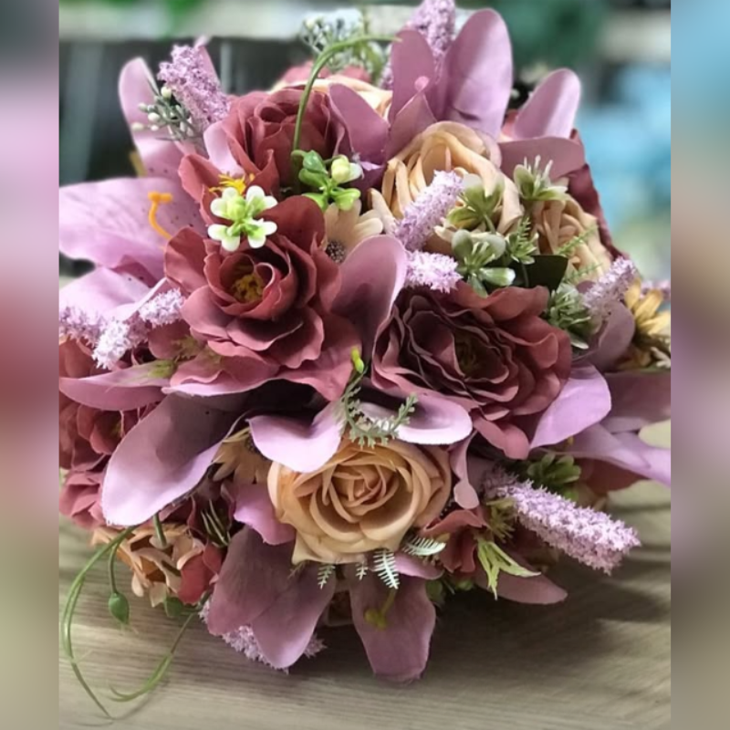 Buquê de Rosas 25cm