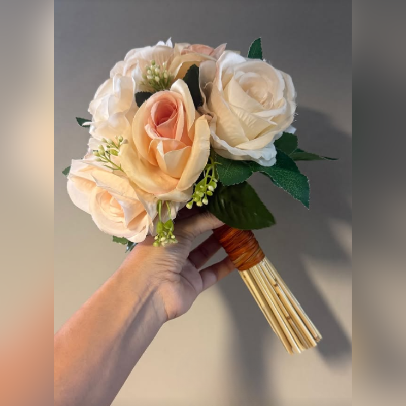 Buquê de Rosas 35cm